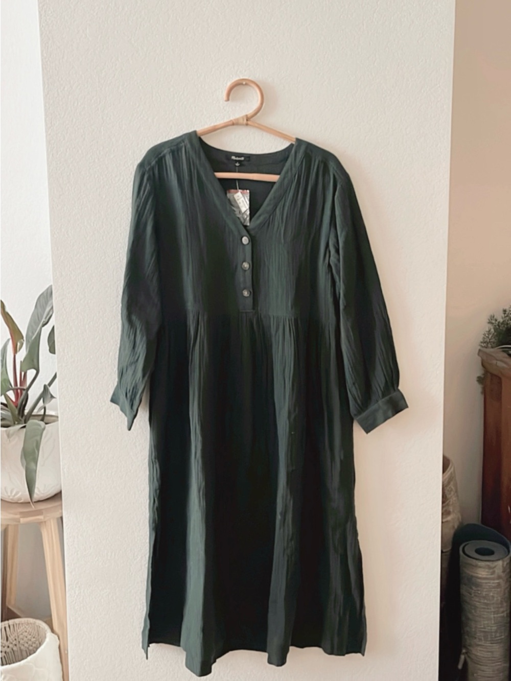 Women's Dark Green V-Neck Button Midi Dress